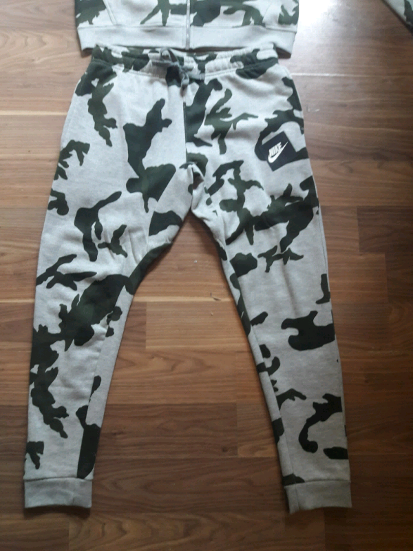 stone island camo tracksuit